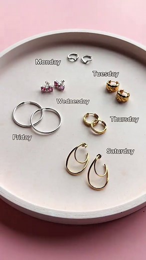 Stylish Earrings for Every Day of the Week