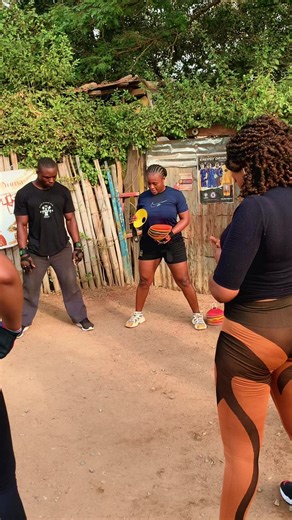 ## Very lite workout squatting 70 reps 1 sets no pain no gain 🔥