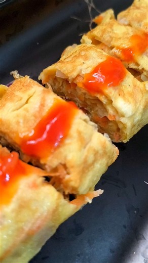 Street Style Egg Roll at Home 🥚🌯 | Easy Evening Snacks Recipe #eggrolls