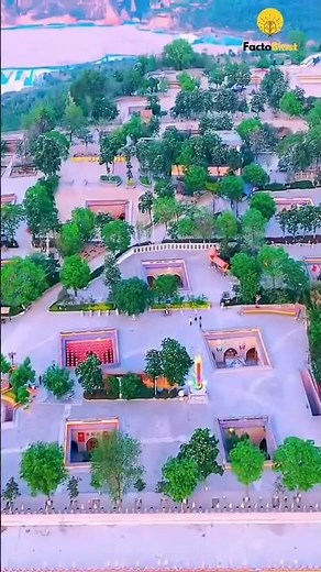 दुनिया का सबसे अनोखा गांव 🌍 | जहां लोग जमीन के नीचे रहते हैं! China Underground Village #china