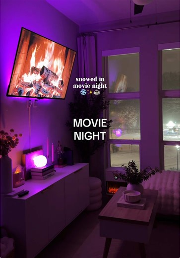 a snowed in saturday night ❄️✨ #movienight #charlotte #snowstorm #home #cozyathome