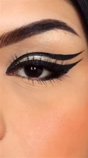 Easy Dramatic eyeliner toturial ✨ #eyelinertoturial #shorts #trendingsong #yt