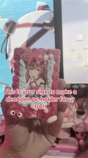 Create a Decoden PC Holder for Your Favorite Character