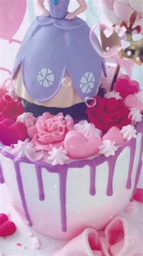 Sofia cake … 👸🏻🎂 苏菲亚公主蛋糕 #yanyanskitchen #欣欣厨房 #欣欣烘培屋 #cakeart #cakedecorating #cakevideo #手工蛋糕 #造型蛋糕 #custommade #sofiacake #sofiathefirst #苏菲亚公主