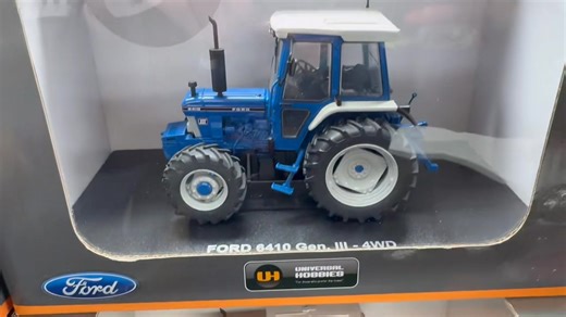 Some proper classics being priced up and packed this morning for Tractor World Show - let’s hope for less rain next weekend!! ☀️ | Phoenix Farm Models