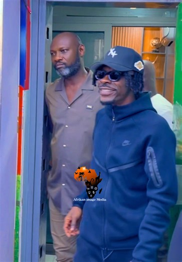 Street King Promotes HOTWAV in Kumasi