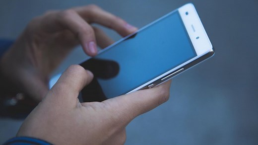 Aplicația gratuită SOS cu care poţi să suni la Urgenţă și fără internet