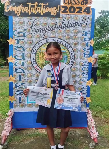 #CapCut I think I change I have no picture of my childhood only this grade 3 graduation picture