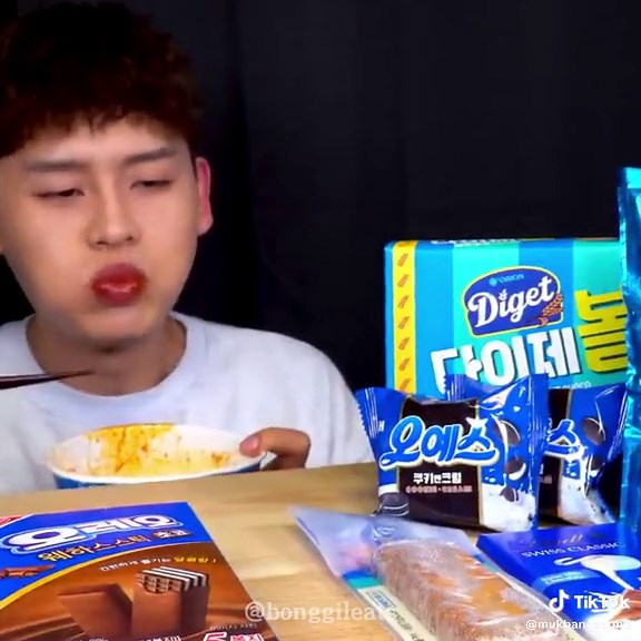 🅜🅤🅚🅑🅐🅝🅖 🇺🇸🇺🇸 (@mukbangasrm3)’s videos with Love You So - The King Khan & BBQ Show