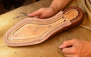 固特异工艺中底制作