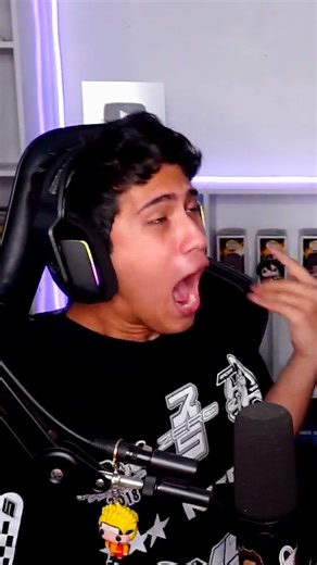 29K views · 2.2K reactions | Geometry Dash EXTREMO #twitchstreamer #clipsdetwitch #vidagamer #alexcrashers #streamer #streamerlife #streamergirl #reels #anime #alexcrashers #roblox | Alex Crashers | Facebook