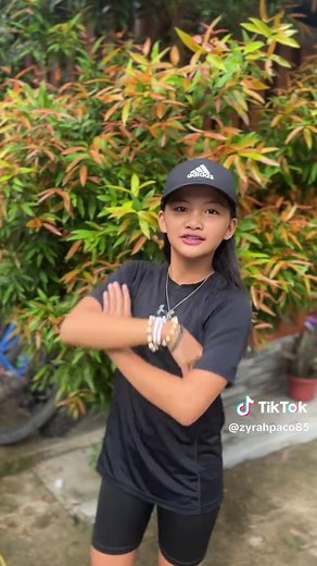 Zyrah Paco: Motocross Highlights on Dirtbike