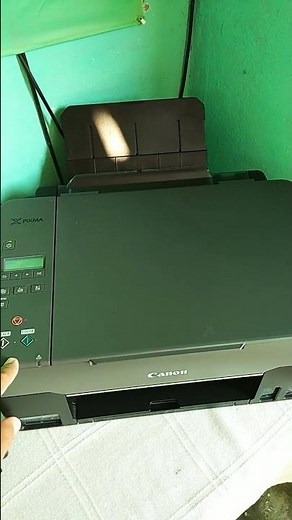 How to photocopy or scan a document on a Canon G2160 Pixma printer