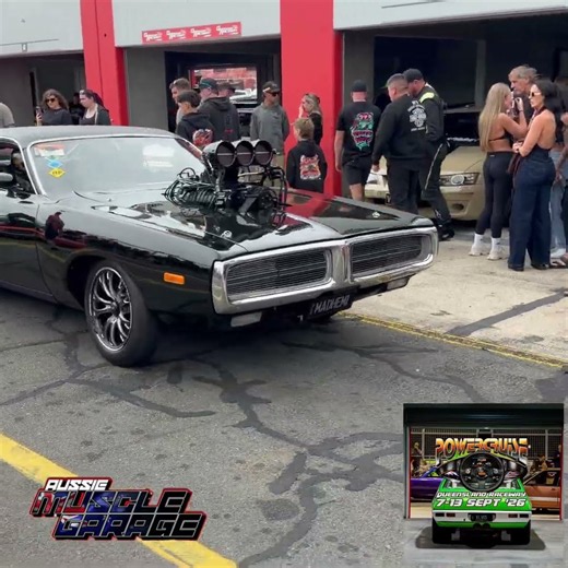 Blown Hemi Charger destroying tires at Powercruise #burnout #dodge #hemi