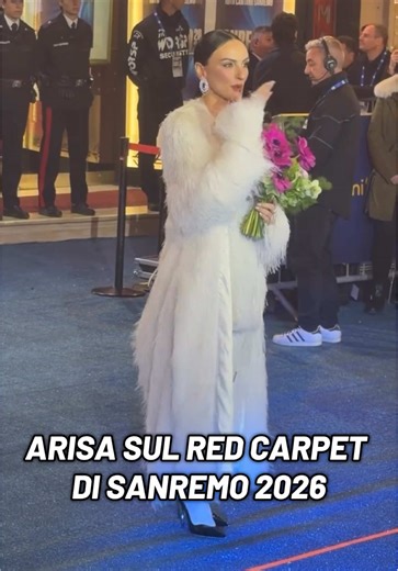 Arisa sul Red Carpet di Sanremo 2026