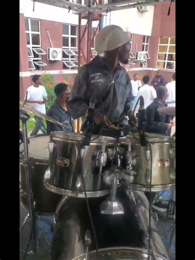 Ignatius Ajuru University Jean's carnival yesterday was ob$tructed over a c**t cl**h but later got resolved.. #port_intels #ignatius