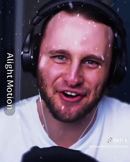 SSundee and Crainer Try Not to Laugh Challenge | Funny Moments
