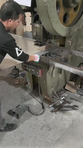 Custom Hardware Stamping Solutions