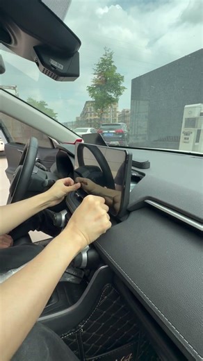 Full disassembly & installation + function demo for Toyota RAV4 navigation