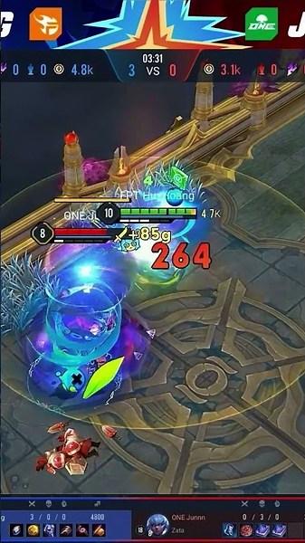HuyHoang is so weird!!! Having a Mercedes guy teaching him how to fly Zata is something else =))