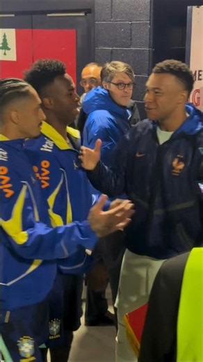 Vini and Mbape 🤝 tonight #fifa