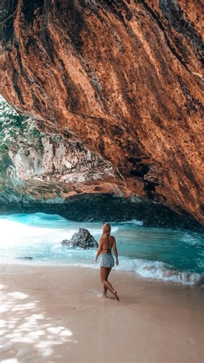 ジュンジュンバリチーム|会社登録番号AHU-0069504.AH.01.01 on Instagram: "バリ島観光すりなら是非ジュンジュンバリチームへお任せください🙏 >日本語が話せるドライバーで安心 >時間・行き先は自由にカスタマイズ可能 >写真撮影のお手伝いも対応 >少人数からグループまでOK >現地払い対応 #ジュンジュンバリチーム #バリ旅行 #バリ島ガイド"