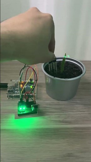 Sensor de humedad de suelo con Arduino