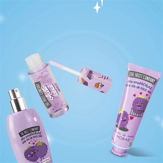 Set Moras The Fruit Compamny 🍇 Elegancia y dulzura en un solo pack. Contiene colonia, aceite labial, crema de manos y un adorable neceser. | The Fruit Company