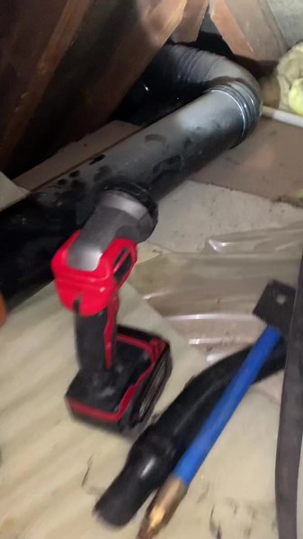 Identifying and Clearing Pipe Blockages in Plumbing: A Troubleshooting Guide