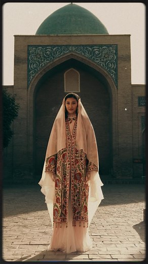 𝗩𝗜𝗦𝗨𝗔𝗟 | 𝗩𝗜𝗗𝗘𝗢 | 𝗣𝗛𝗢𝗧𝗢 on Instagram: "National Clothing of Uzbekistan 🇺🇿 Video for @asiamodelfestival @face_of_uzbekistan Model @amatista_sn Videographer @jorakhojayev Designer @siluet.meros & @usmanovanoila MA @art_models_agency Uzbek national clothing is more than just an outfit; it's a testament to the history, culture, and soul of the people. Passed down through generations, it preserves its traditions while adapting to modern times. Women's attire is characterized by elega