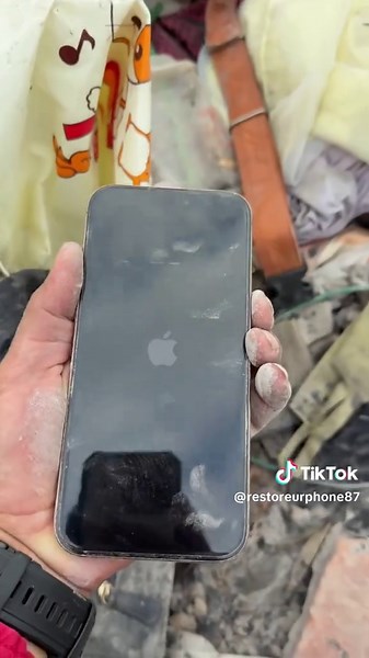 Top Phones for Seniors: The Best iPhones to Consider