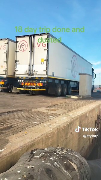 Hake Longline Offload: Experience the West Coast Catch