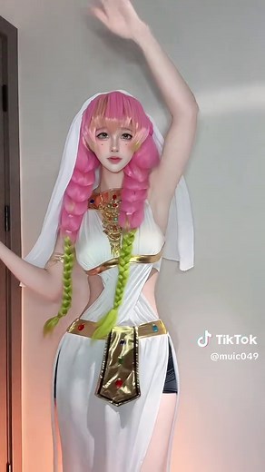 Cosplay Tutorial: Mitsuri Kanroji from Demon Slayer