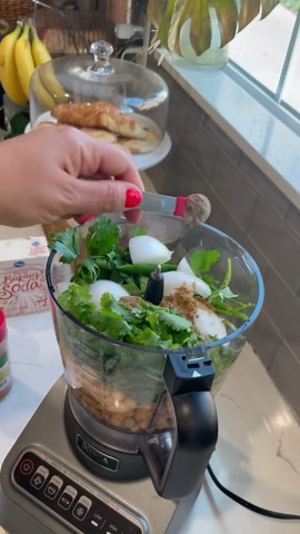Falafel: Crispy, flavorful, and easy to make!