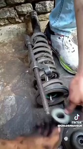 Longest ten seconds of his life. 🙋‍♂️if you felt that before it happened!! #welovetools #teamsydneytools #mechanic #tools #ouch | Sydney Tools