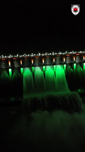 As the four gates of Mahi Dam open, it’s not just water that flows; it’s a breathtaking spectacle of nature’s power and beauty. The roaring currents and cascading streams turn Banswara into a sight every traveller must witness. Video Credit: @kansara_photo (Instagram) Ministry of Tourism, Government of India #MahiDam #MahiDamBanswara #Banswara #Monsoon #Rajasthan #RajasthanTourism | Rajasthan Tourism