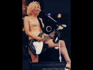 Hole - Reasons To Be Beautiful (Live)