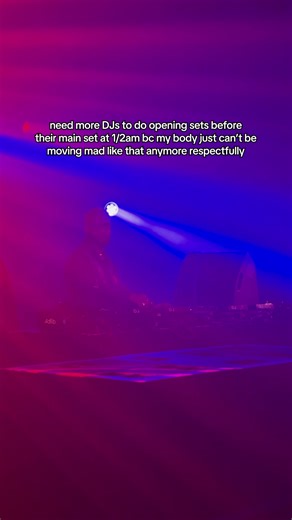 having the dancefloor to myself at EartH Hall while @conductauk was warming it up was a peace i'd never known until now 🧘 follow him and @villageunderground_earth on DICE for more shows like this one !! #conducta #dancefloor #nightout #dj #clubbing