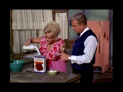 Lisa Insists "You Can't Make a Boo-Boo with Bibbers" Instant Cake Mix - Green Acres - 1969
