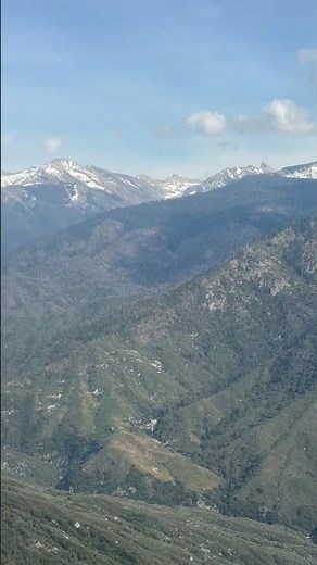 Reached the top of Moro Rock one step at a time.#SequoiaNationalPark #mororocksequoianationalpark
