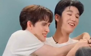 MosBank｜夹子音！搂脖子！下巴蹭肩膀！打情骂俏！