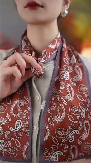 Silk Scarf Styling: A Quick and Easy Way to Tie It #fashion #fashiontips