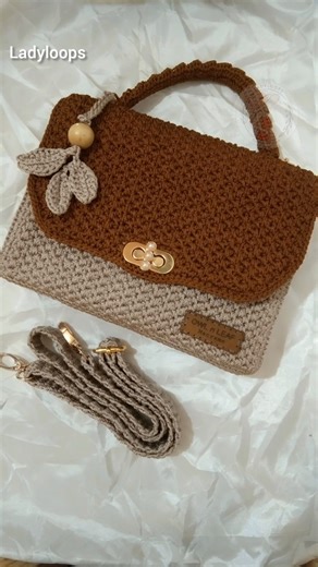 Crochet Laptop Bags #ladyloops #crochet #laptopbags