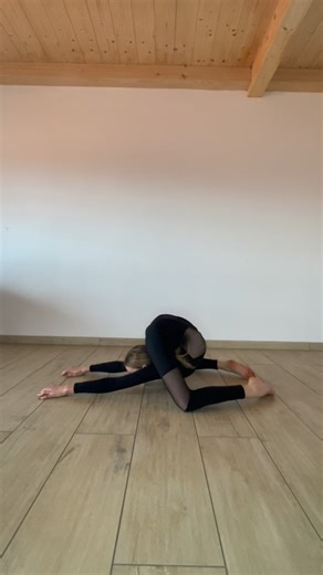 mariathecontortionist | 🤍 #contortionist #contortion #flexibility #gymnastics #goviral #sportgirl #bendy #sportmotivation #art #training #sport #contortionpose... | Instagram