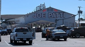Joe Patti's Seafood, Pensacola, Florida