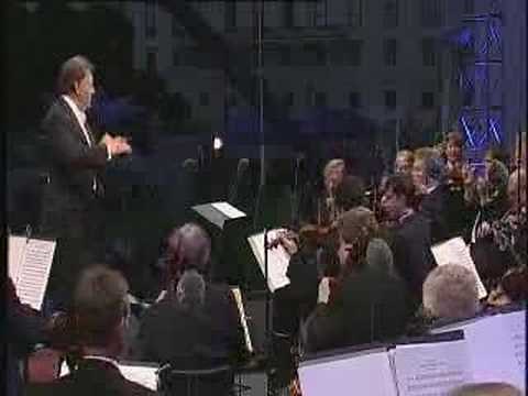 Tritsch Tratsch Polka ♪♫ ♫