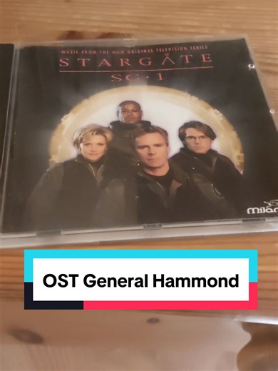 Joel Goldsmith, stargate, sg1, cd, music, ost, original soundtrack, 1990s, 90s, bgm. souvenir, nostalgie, musique de film, serie. SGC, Goa'uld, hammond, teal'c, jaffa. generique, opening. #cd #ost #stargate #sg1 #bgm