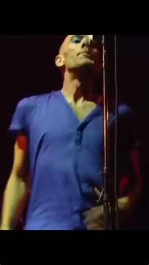 @postpunk_80 | REM - Live from Glastonbury Festival, 1999 R.E.M. was an American alternative rock band formed in Athens, Georgia, in 1980 by singer... | Instagram