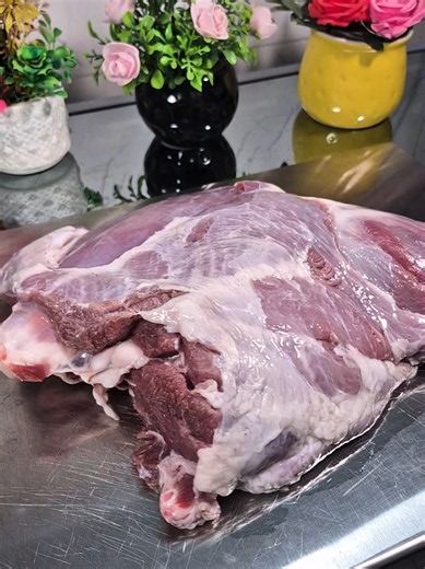 Juicy Mutton Raan Steam Roast (Bakra Eid Special)