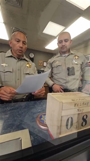 CHP Oficer Pop's Up!?The one that Flash his Flashlight while Im traveling Apologizes?#1stamendment